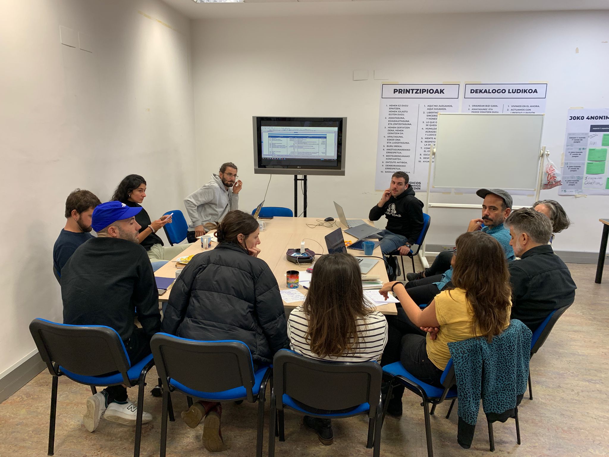 Sesión en WikiToki sobre finanzas para no finacieros